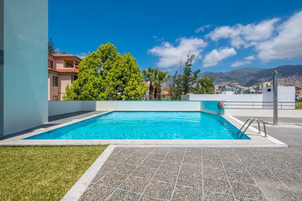 Miramar Apartment With Pool By Hr Madeira フンシャル エクステリア 写真